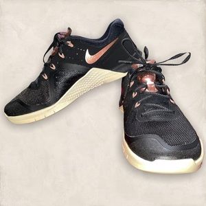 Nike Metcon 2 Sneaker Womens size 8